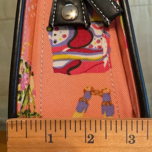 Pink handbag with novelty fun purse print black handles