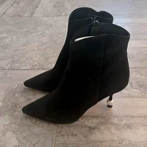 Giambattista Valli Pointed