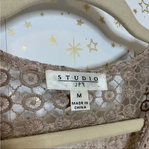 Carmel Neutral Lightweight Lace Blouse Tan Size M