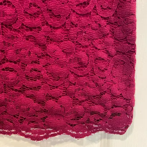 New York & Co Size M Magenta Lace Short Sleeve Stretch Zip Back Top Pink Size M