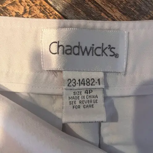 Chadwick's Chadwick’s White Mini Skirt – Size 4P- Eligible for 3/$20 Bundle