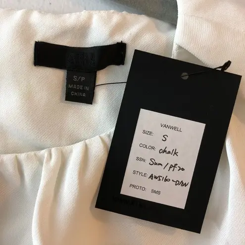 NWT ATM Chalk White Sleeveless Round Neck Raw Edge Hem Blouse Top Size Small