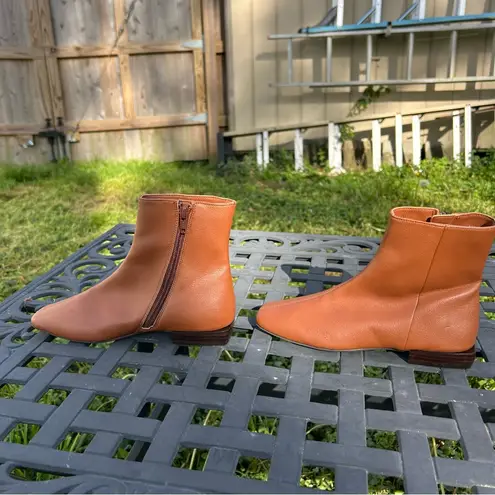 Linea Paolo Women Rad Low Heel Square Toe Brown Dressy Office Boots size 4