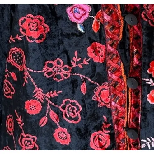 White Stag Chinese Embroidered Black Velvet Jacket LARGE Art to Wear Lagenlook