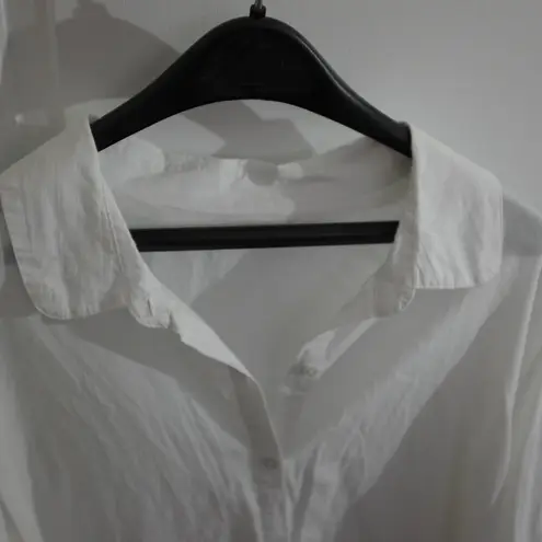 Suzy Shier  white cotton top with eyelet hem size XXL