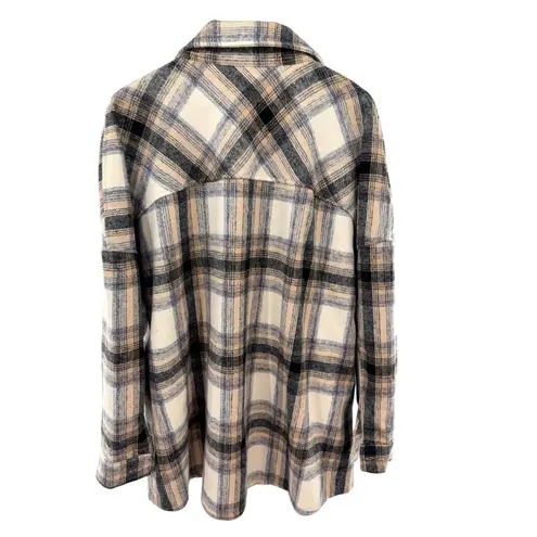Zenana Outfitters Plaid Shacket 2X Beige Black Blue Oversized Button Down Jacket Shirt Plus