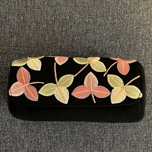 Ipa Nima Embroidered Women Party Black Clutch