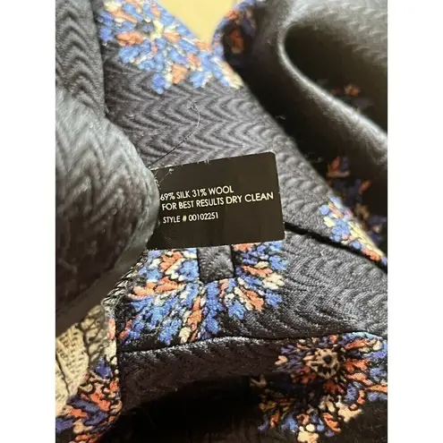 Club Monaco Womens Medallion Navy Kelly Pants silk wool blend. Sz 6 0012251