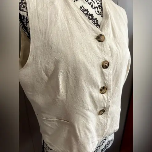 EMERSON LANG Cream Button