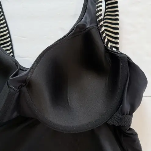 Lands End Black White Red Stripes Ribbed Underwire One Piece Swimsuit Size 12