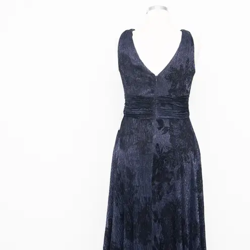 Betsy and Adam Floral Metallic Crinkle Gown