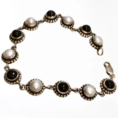 Onyx VINTAGE Mother of Pearl Sterling Silver Bracelet