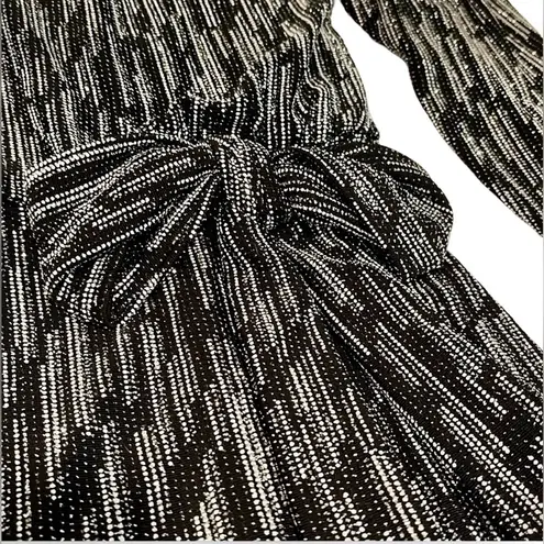 Aidan Mattox 🍒SIZE 0 XS 🍒BLACK & SILVER METALLIC WRAP PARTY DRESS THE REAL REAL