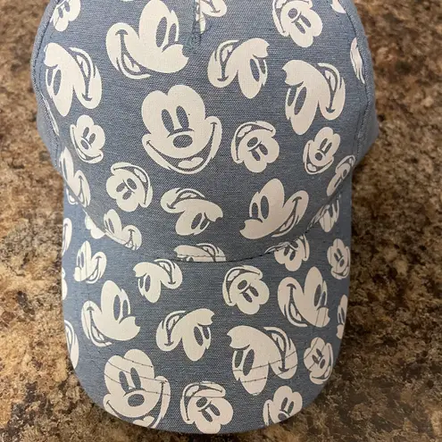 Disney NWT  Baseball Hat