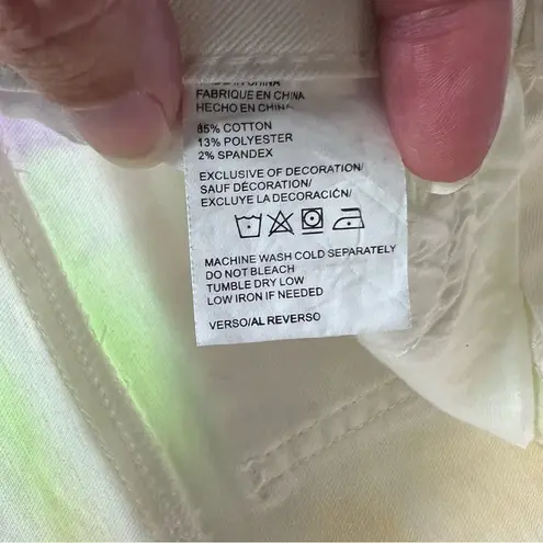 NWT True Gypsy rainbow tie dye Jean shorts in size 3 raw hems