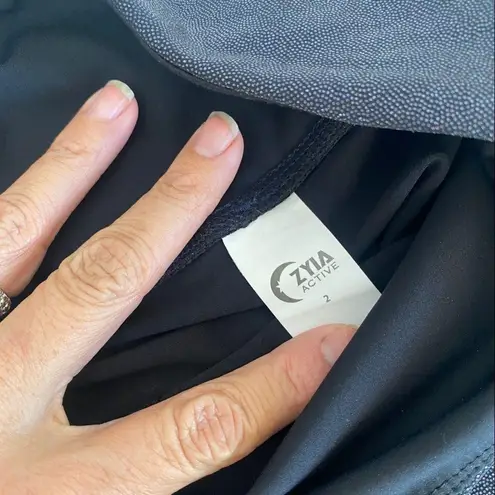 Zyia Active Blue Twilight Luxe bra (small) & Hi Rise 7/8 24” Leggings Se…