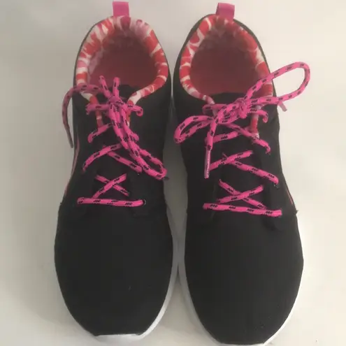 Women’s Light Running Sneakers Black Size 8