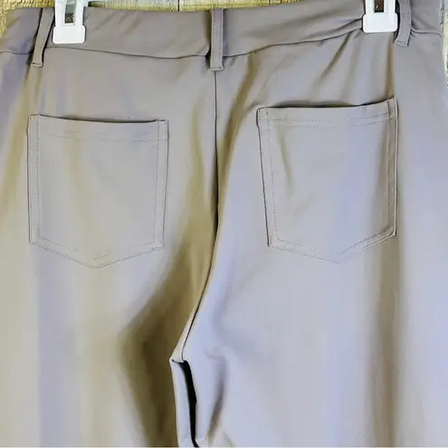 Yoga Fitness Size Medium Rosewood Pull On Pants with Front & Back Pockets