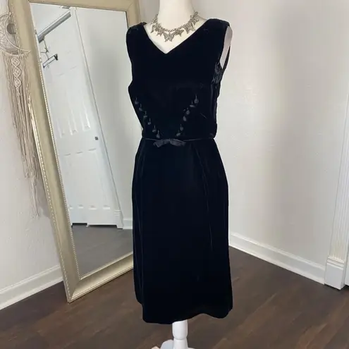 Vintage Romantic Goth Gothic 1960s Sears Black Velvet Bow Midi Pencil Dress XS