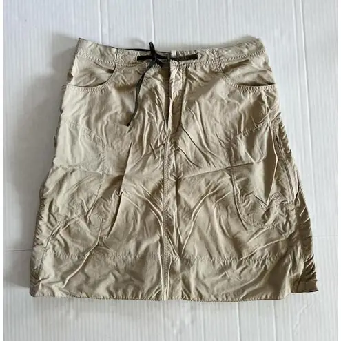 Mountain Hardwear  Women Skirt size 12 Khaki Tan Hiking Outdoor Active Stretch