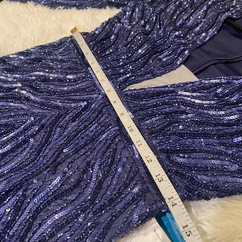 Mac Duggal Sequin Beaded Long Sleeve Gown in Midnight Navy Blue Size 6 93574