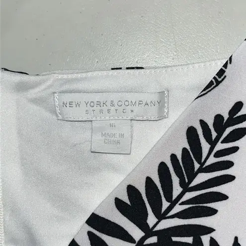 New York & Company Sz 16 White & Black Tropical Floral One Piece Halter Jumpsuit