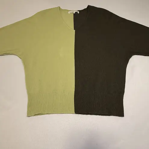 Madison Hudson Sweater Green Color Block Dolman Long Sleeve V Neck M Womens #‎ Size M