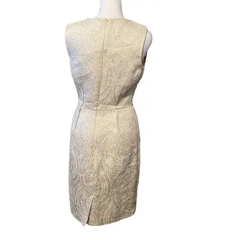 Taylor vintage cream & silver wiggle dress w/ gorgeous faux stones on front EVC Size 2