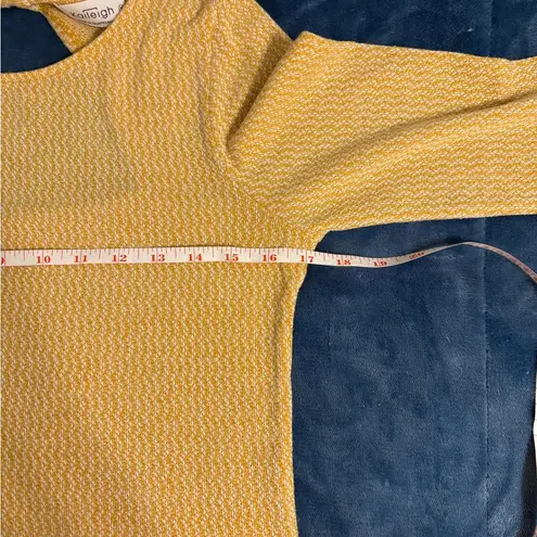 Kayleigh Yellow & White Bow Tie Chevron Top Womens Size M Size M