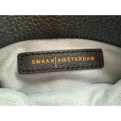 Smaak Amsterdam Yuna Crossbody Bag Blue Leather Scandanavian Minimalist Luxury