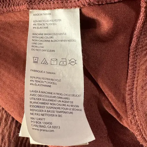 prAna Medium Sunrise Hoodie Pullover Stretch Long Sleeves Lightweight Wicking