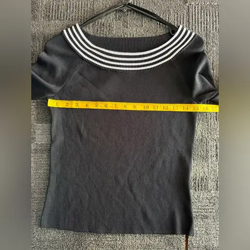 Cable & Gauge Black Boatneck Blouse Striped Trim Women’s Size S NWOT