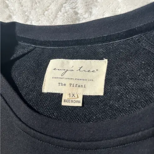 Evy's Tree Size 1X Black Feather Fringe Round Neck Pullover Sweater Cozy Chic