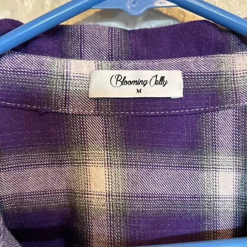 Blooming Jelly Women’s ‎ Purple Plaid Button Down Shirt size medium