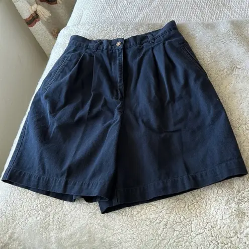 Jones Wear  vintage high waisted mom shorts