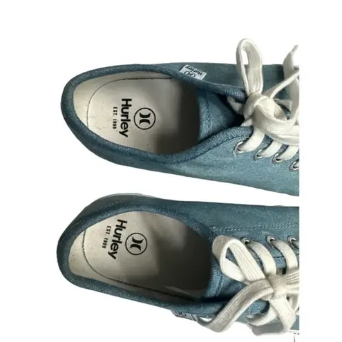 Hurley  Women's Blue Chambray Carrie‎ Sneaker in Excellent Used Condition Size 8