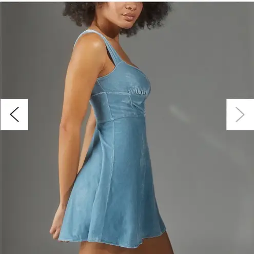 Urban Outfitters BNWT  Genevieve Light Blue Velvet Mini Dress Size Medium