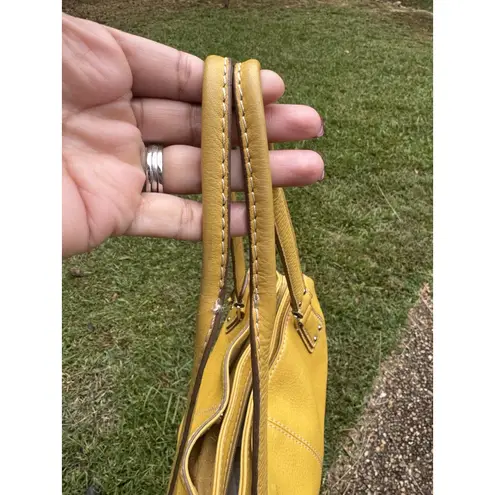 Fossil  Mustard Yellow Shoulder Handbag W/Key Pebbled Leather Women's Purse
