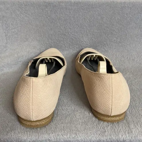 Dr. Scholls Anyways Cream Flats Size 9.5