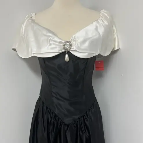 Vintage 80s NOS Womens Prom Dress Size 3/4 Black White Satin Long Formal Flaws