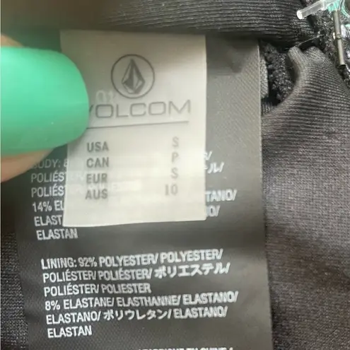 Volcom NWOT  💕 Alienated Youth Racerback bikini top