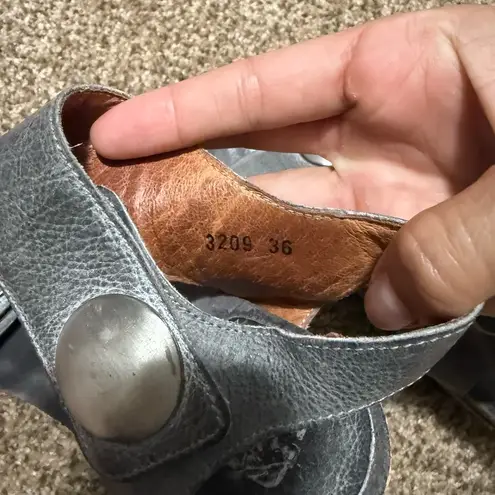 Taos Womens’ Carousel 2 Gray Size 5.5