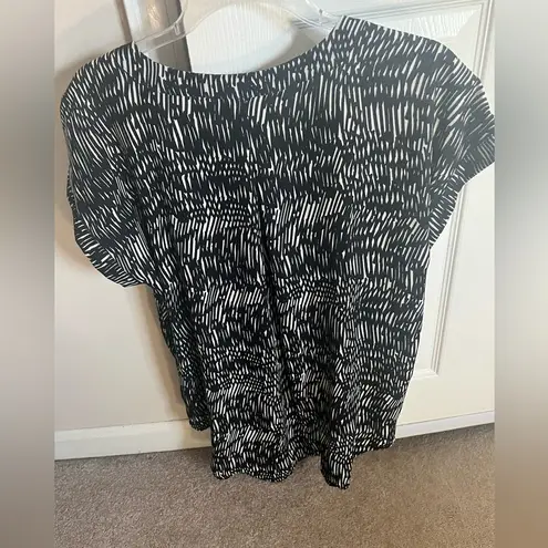 Simply Vera, Vera Wang Simply Vera Wang Polyester Scoop Neck Top