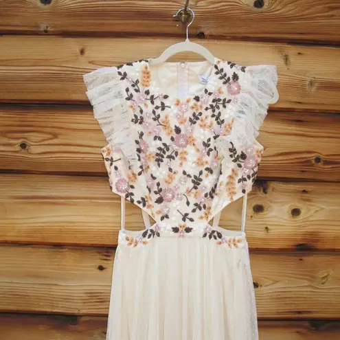 Mac Duggal 35106 Embroidered Bodice Cap Sleeve Gown Dress