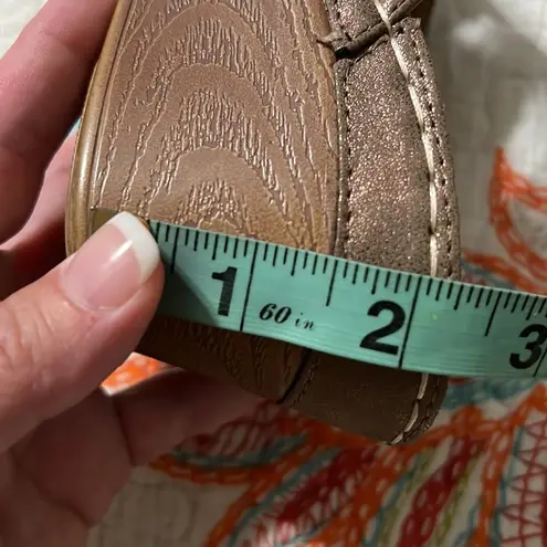 GC womens size 38 (7.5) wedge sandals bronze slip on summer causal church buckle Brown