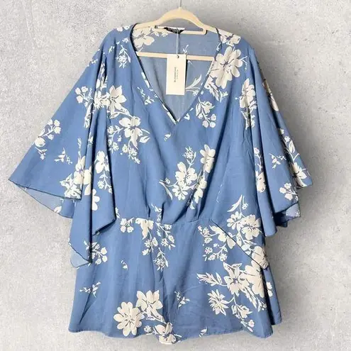 New BloomChic Floral Tunic Top Women 28 Plus Size Blue White Flowy Sleeve V