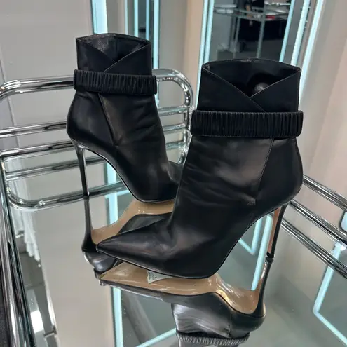 Gianvito Rossi ankle bootie