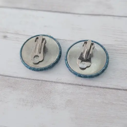 Vintage Clip On Earrings Blue Teal Scale Like Design Circle