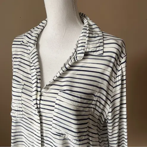 Velvet Heart  | Striped Split Hem Button Down Top Sz M