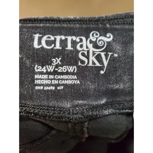 Terra & Sky  Women's Black Denim Cotton Mid Rise Skinny Legs Capri Jeans 3X